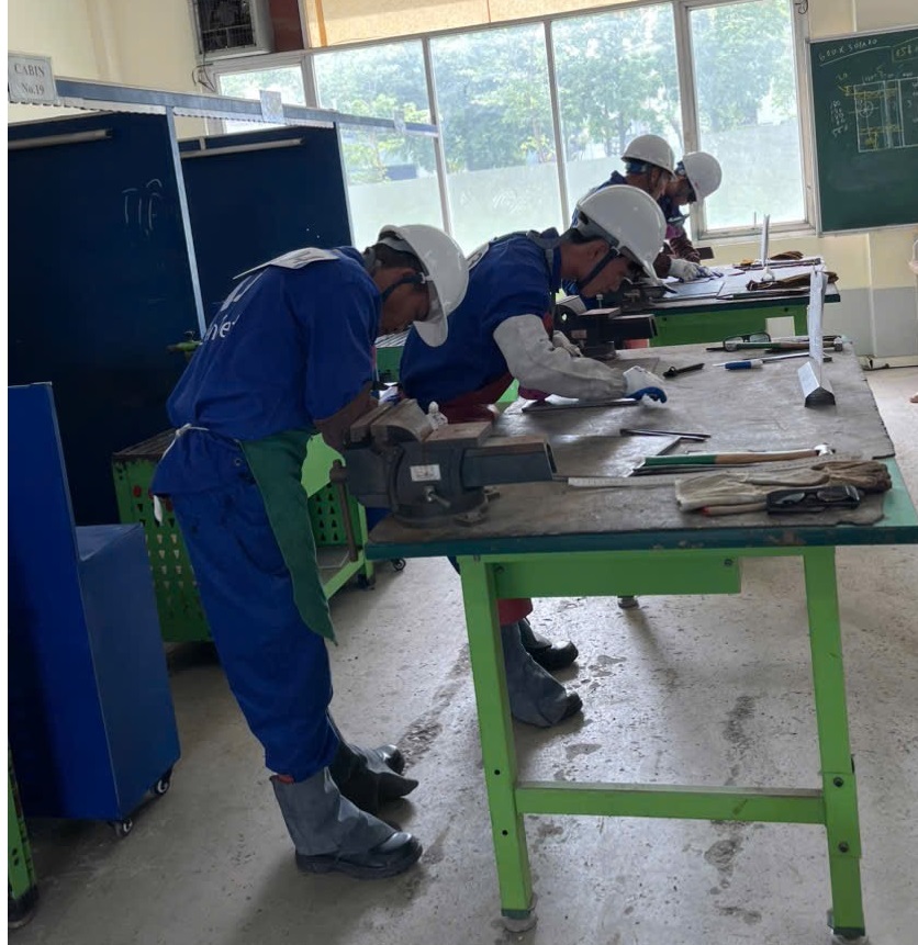 TEST TAY NGHỀ ĐƠN KẾT CẤU